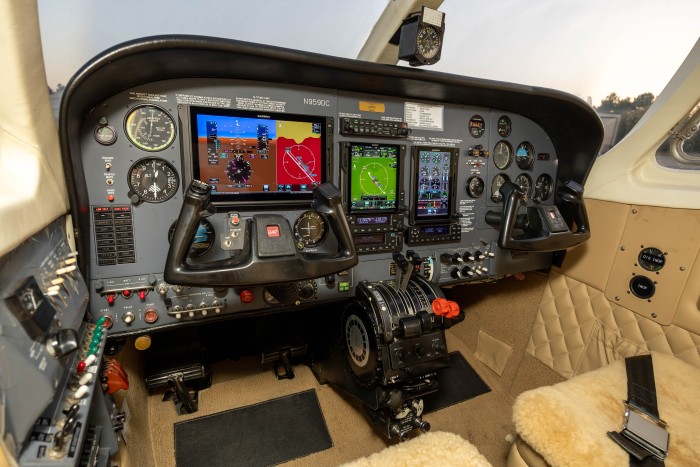 N959DC-40.jpg