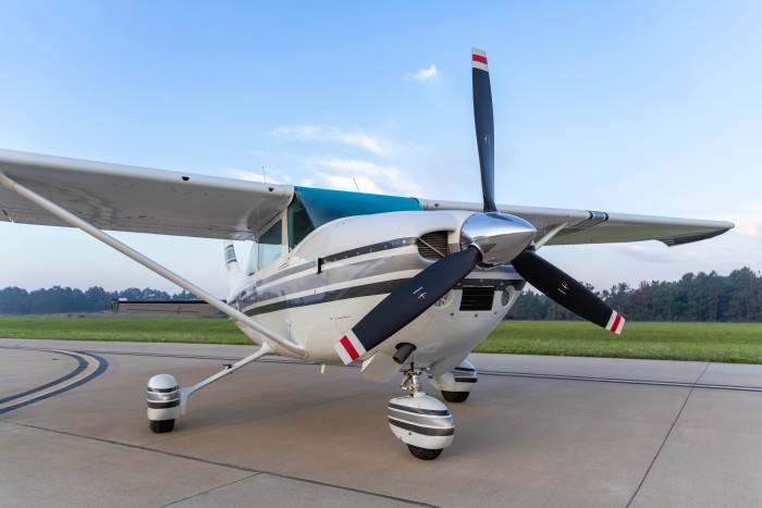 N6857M-18.jpg